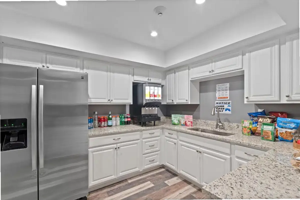 Allure Detox — photo thumbnail 3