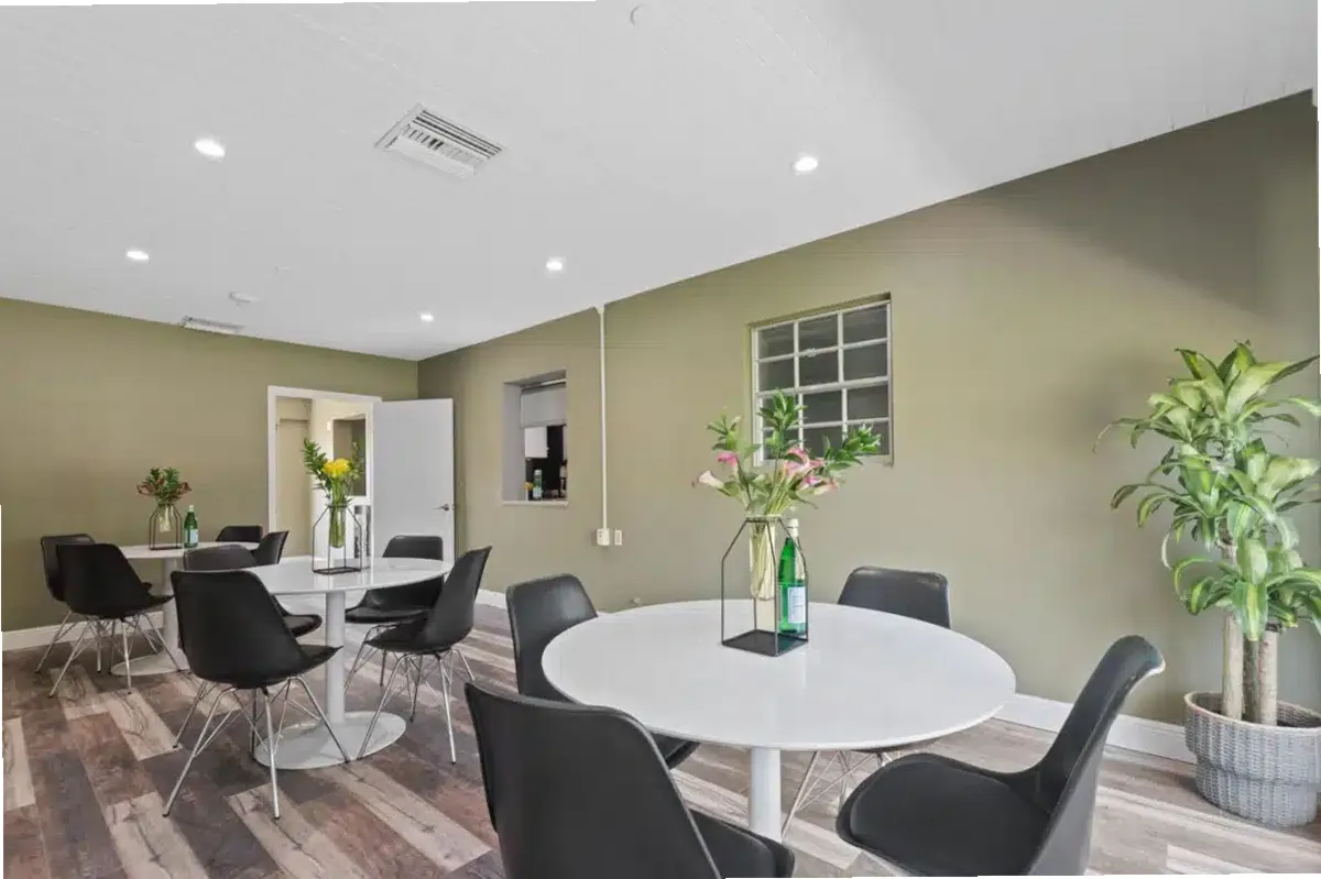 Allure Detox — photo thumbnail 7