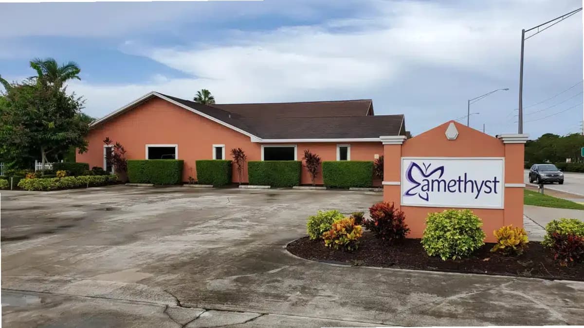 Amethyst Recover Center LLC — photo thumbnail 9