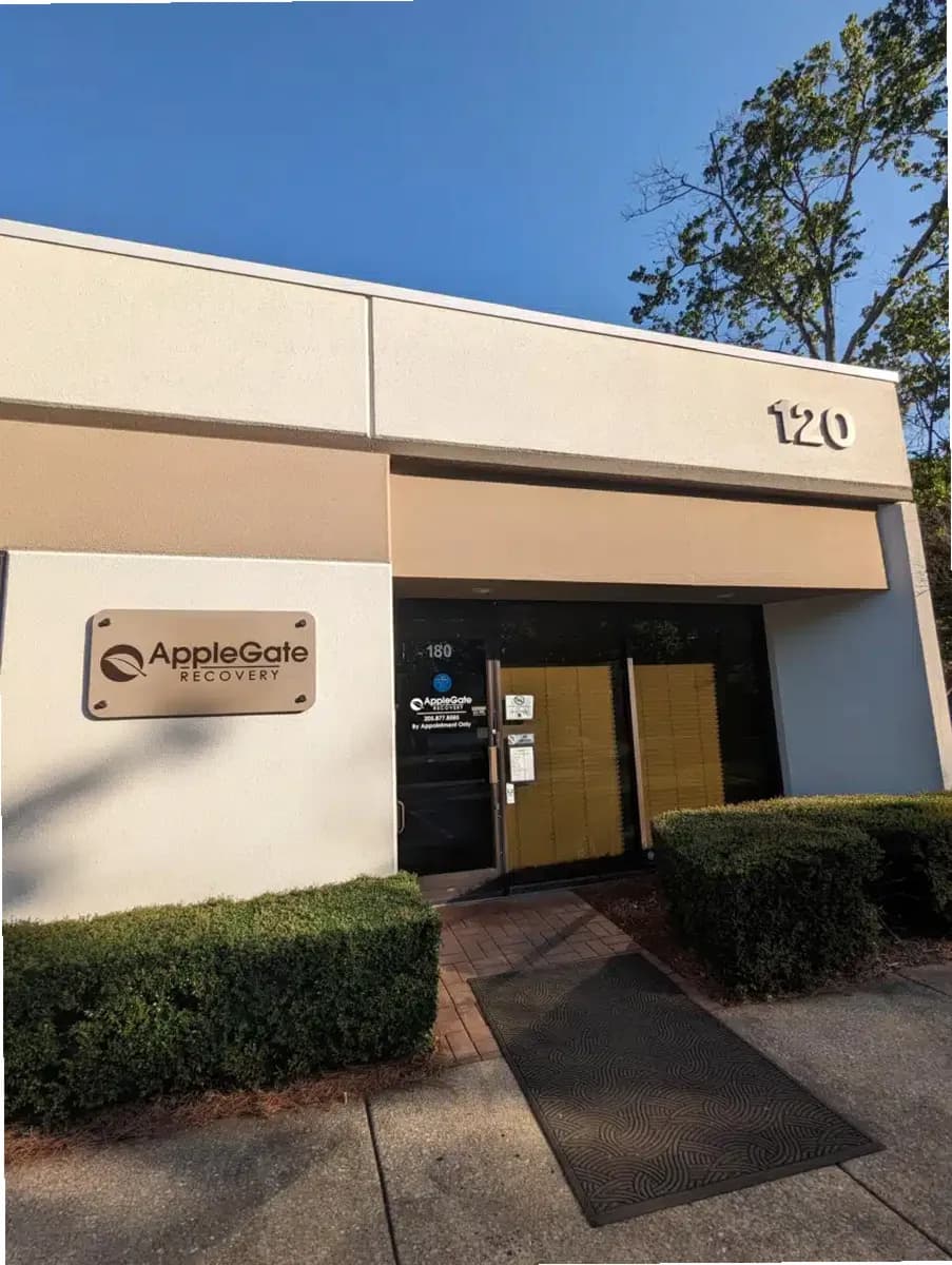 AppleGate Recovery — photo thumbnail 5