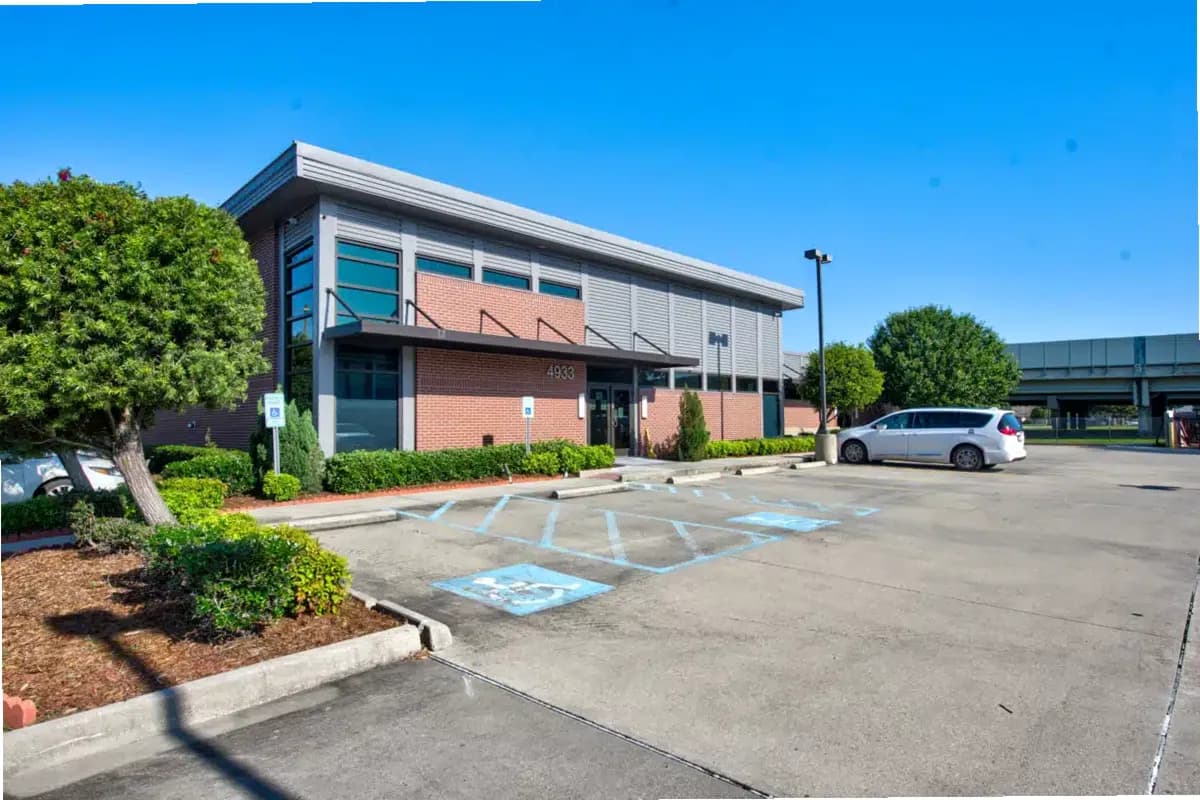 Avenues Recovery Center at New Orleans — photo thumbnail 2