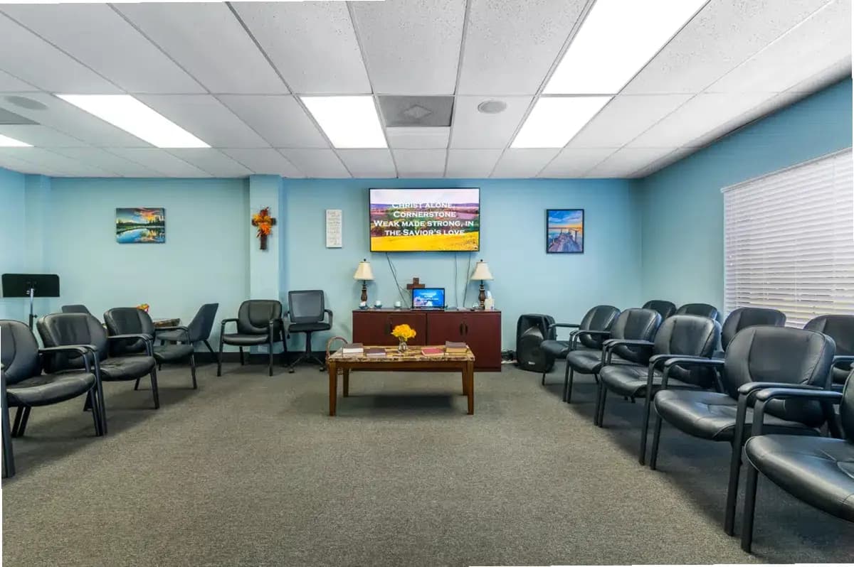 Banyan Pompano — photo thumbnail 2