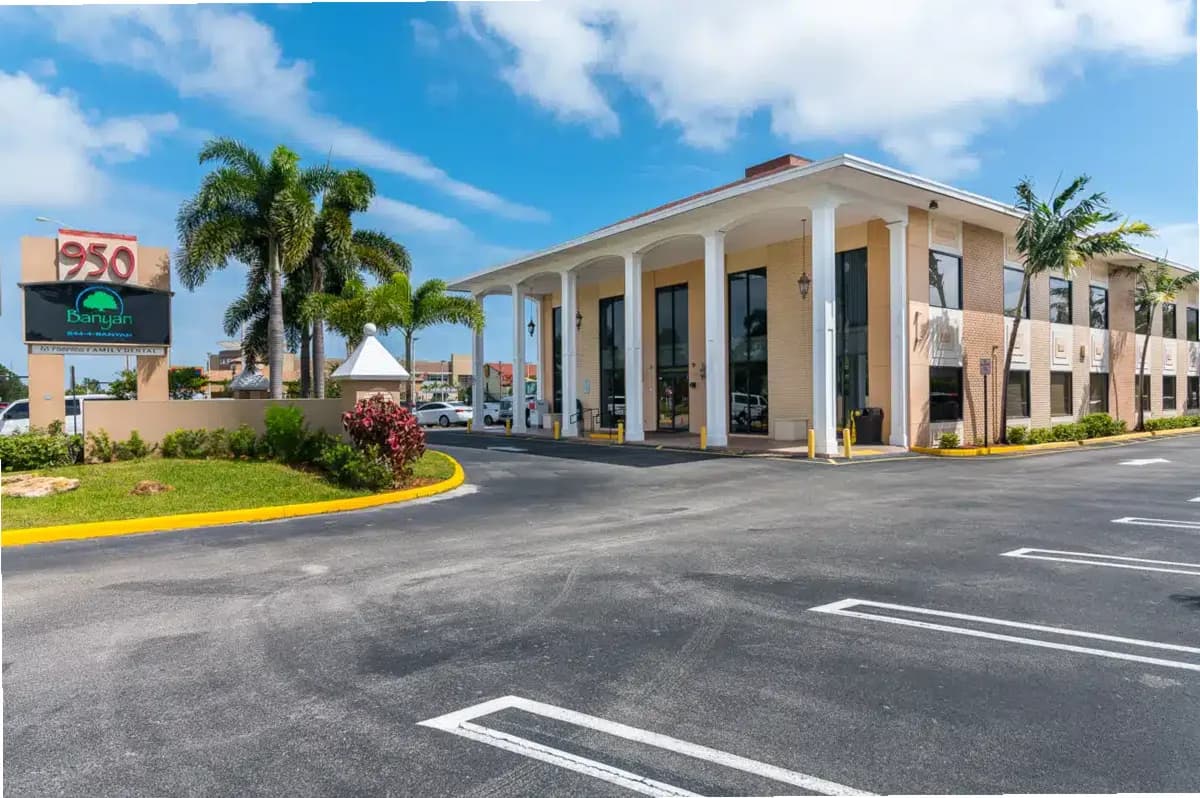 Banyan Pompano — photo thumbnail 4