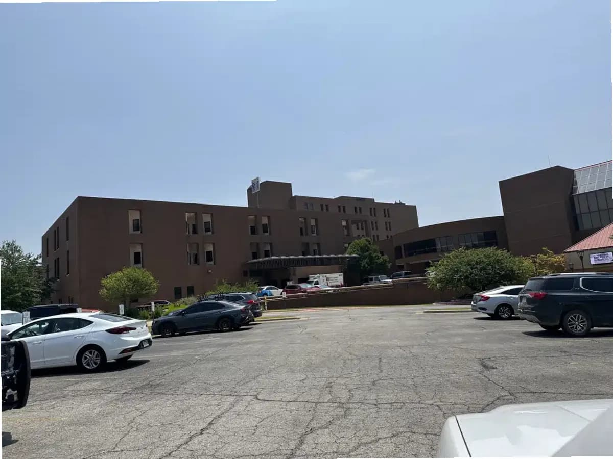 Baxter Regional Medical Center — photo thumbnail 10