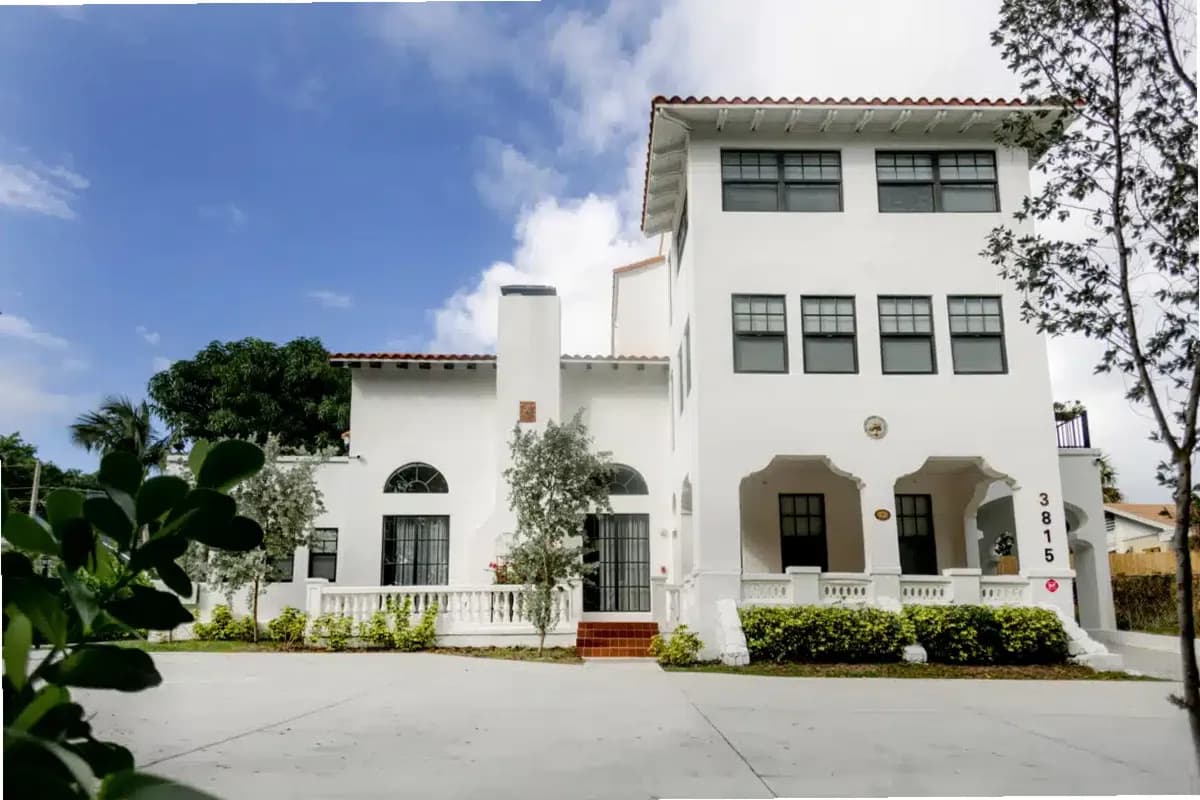 Beachside Detox — photo thumbnail 3