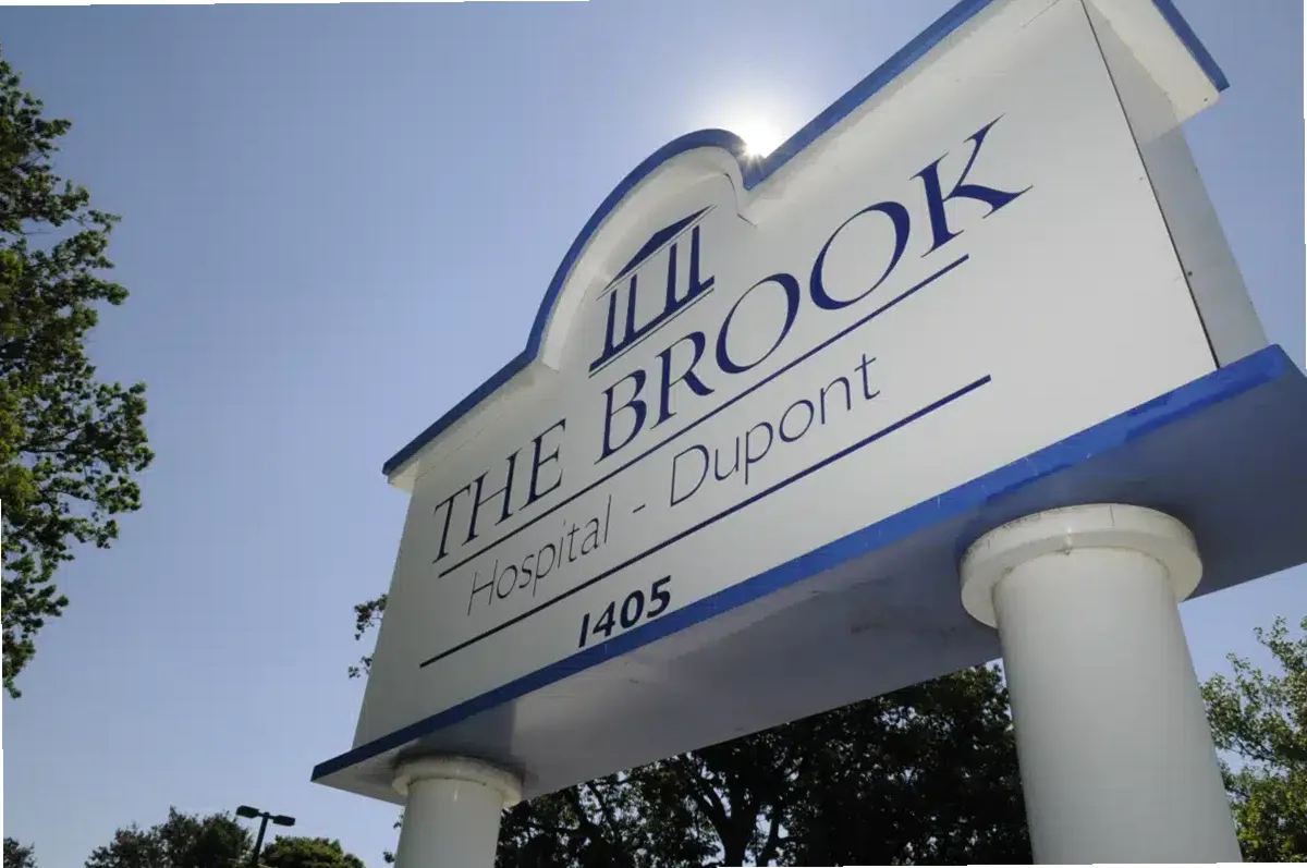 Brook Hospital — photo thumbnail 2