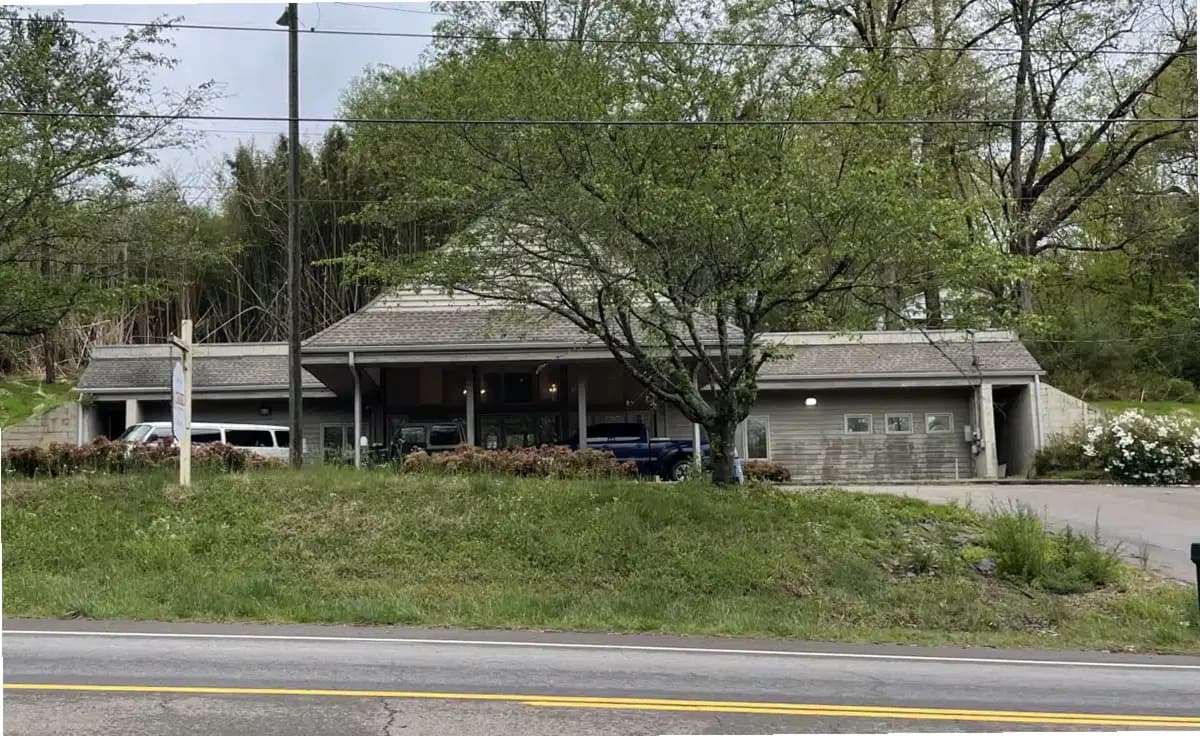 Cedar Recovery — photo thumbnail 2