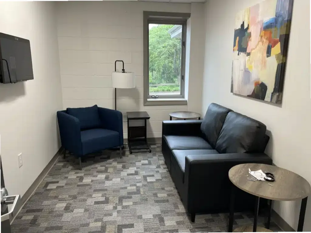 Cedar Recovery — photo thumbnail 4