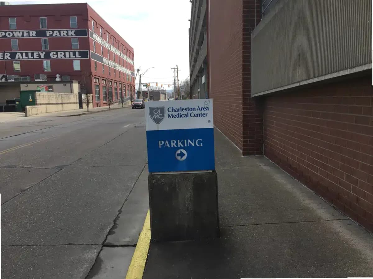 Charleston Area Medical Center — photo thumbnail 2