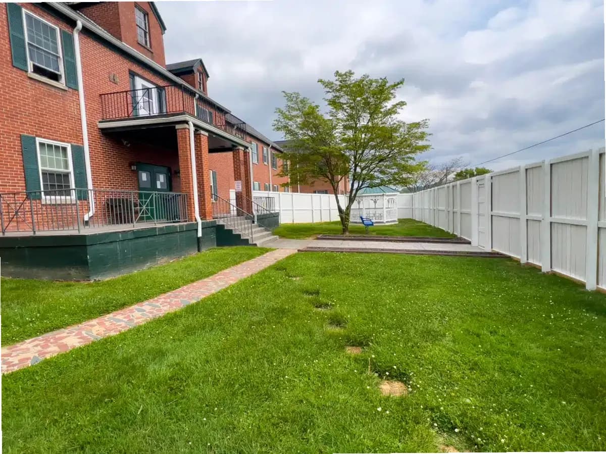 Galax Treatment Center Inc — photo thumbnail 2