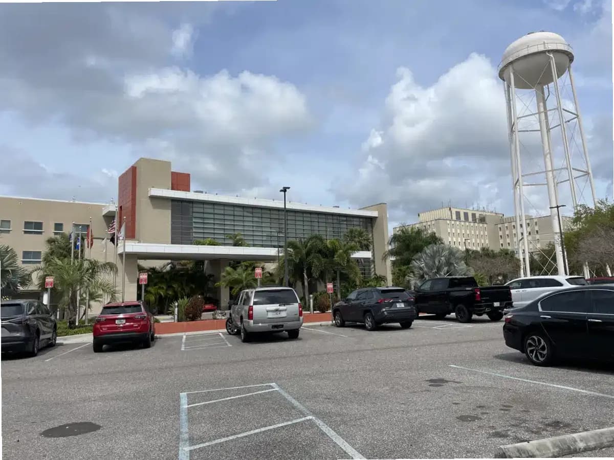 James A Haley Veterans Hospital — photo thumbnail 9