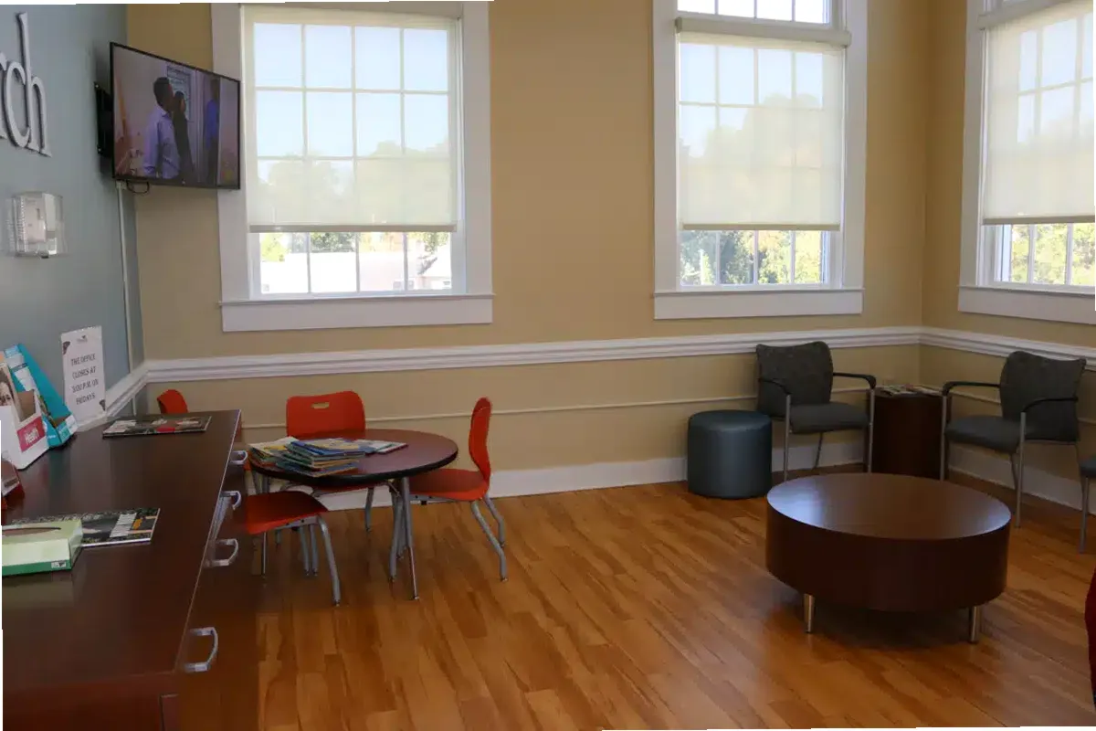 Monarch — photo thumbnail 5