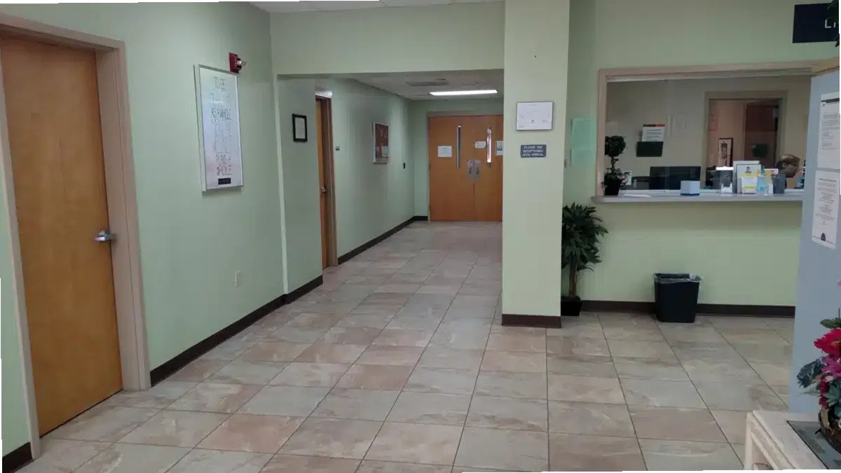 Monarch — photo thumbnail 9