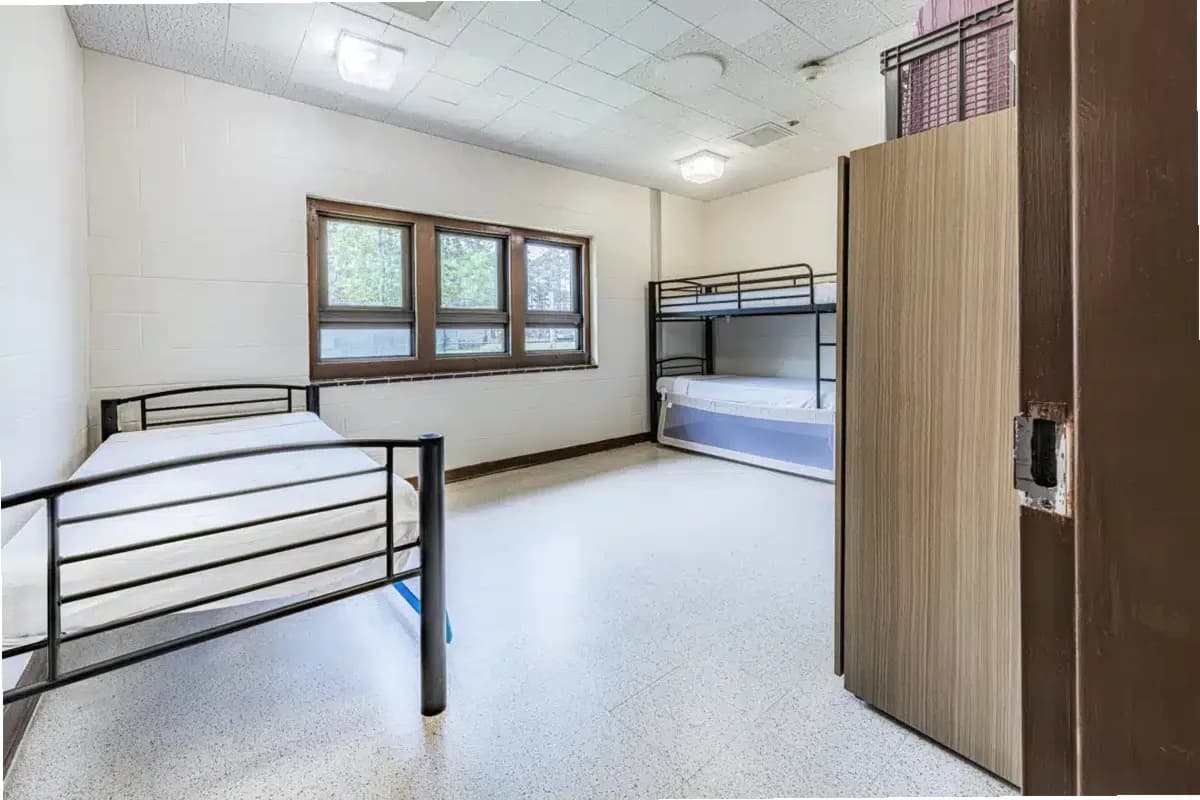 Ness Center — photo thumbnail 5