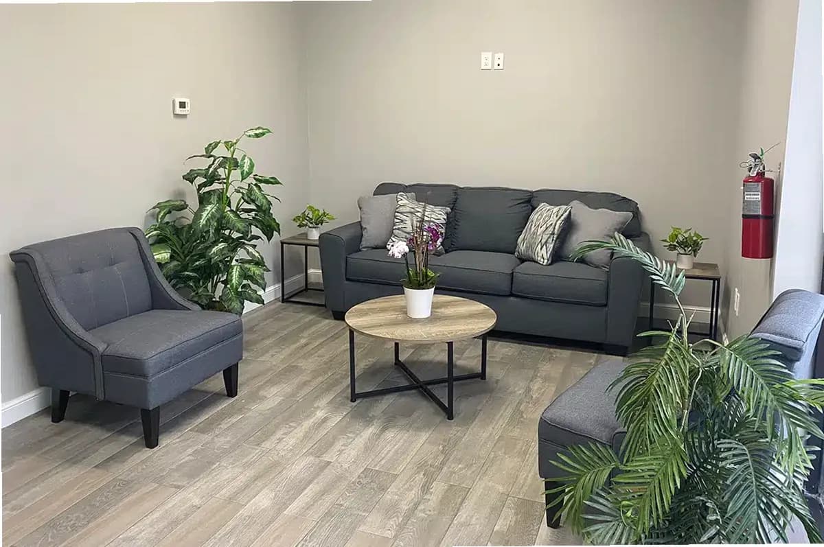 Olympus Recovery LLC. — photo thumbnail 4