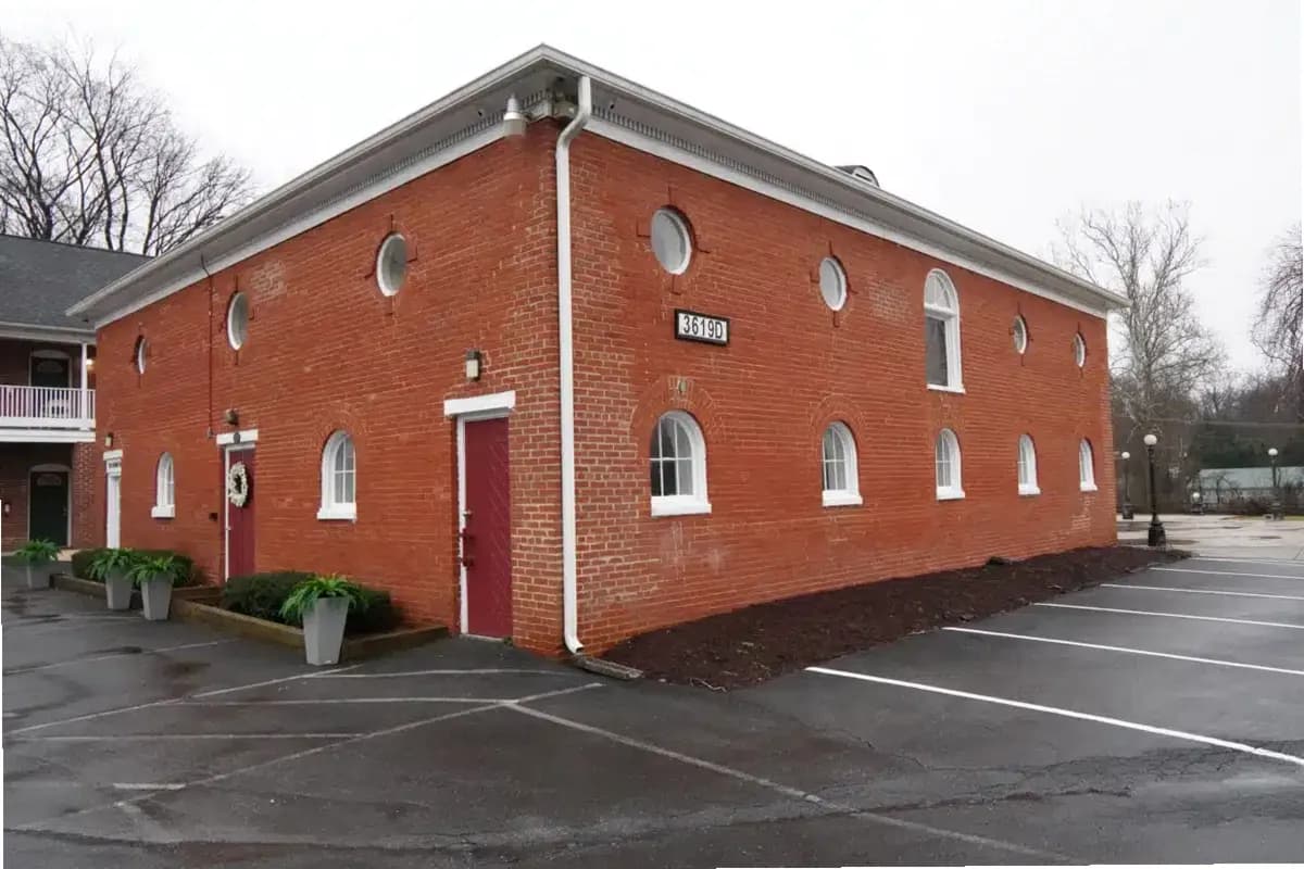 Orenda Center of Wellness — photo thumbnail 4