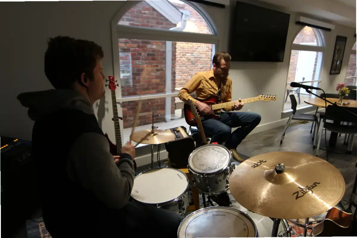 Recovery Unplugged Nashville — photo thumbnail 8