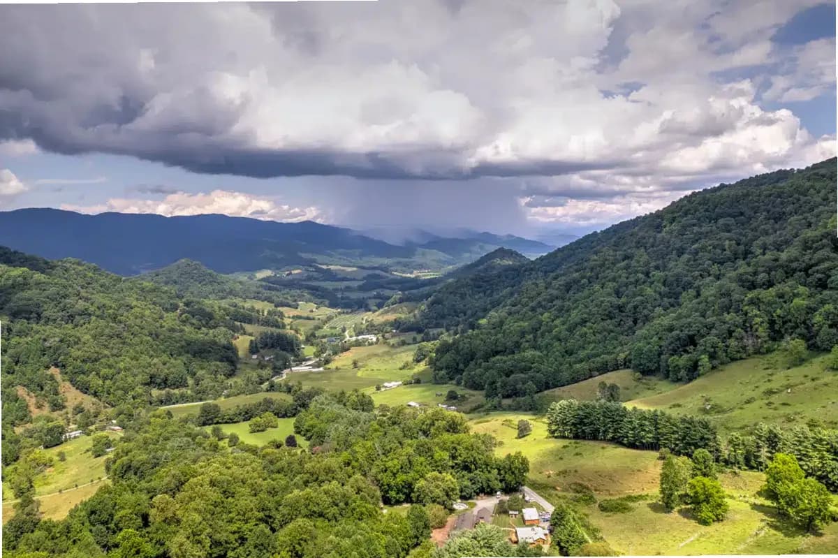 Red Oak Recovery — addiction treatment center in Leicester, NC