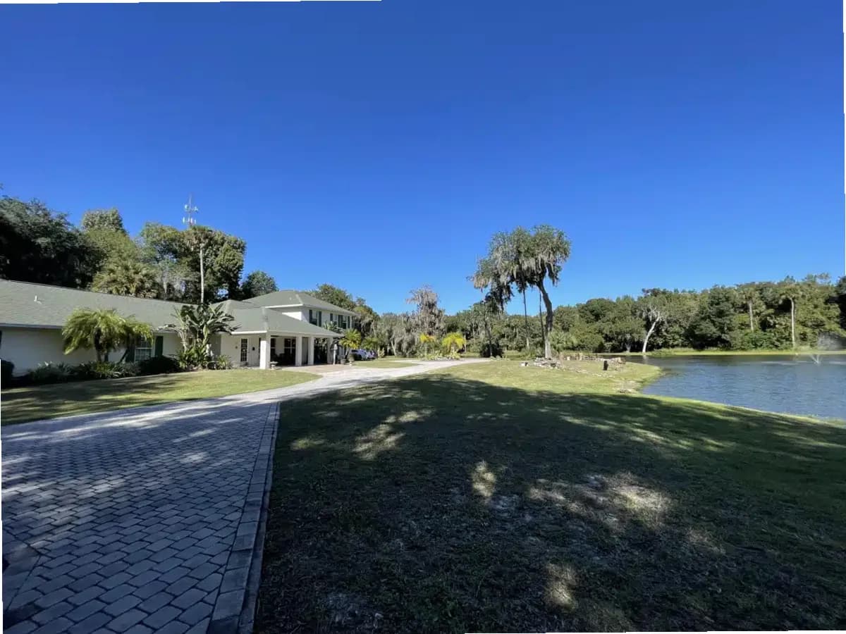 Serenity Springs Recovery Center — photo thumbnail 7