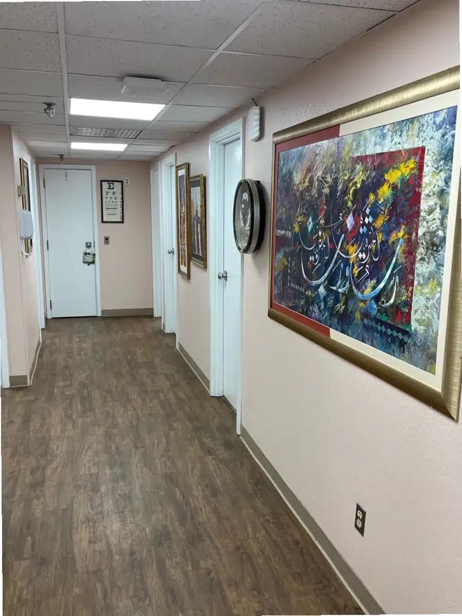 The Clinic — photo thumbnail 9
