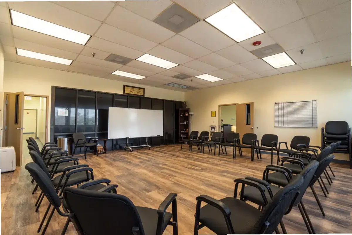 Tranquil Shores — photo thumbnail 5