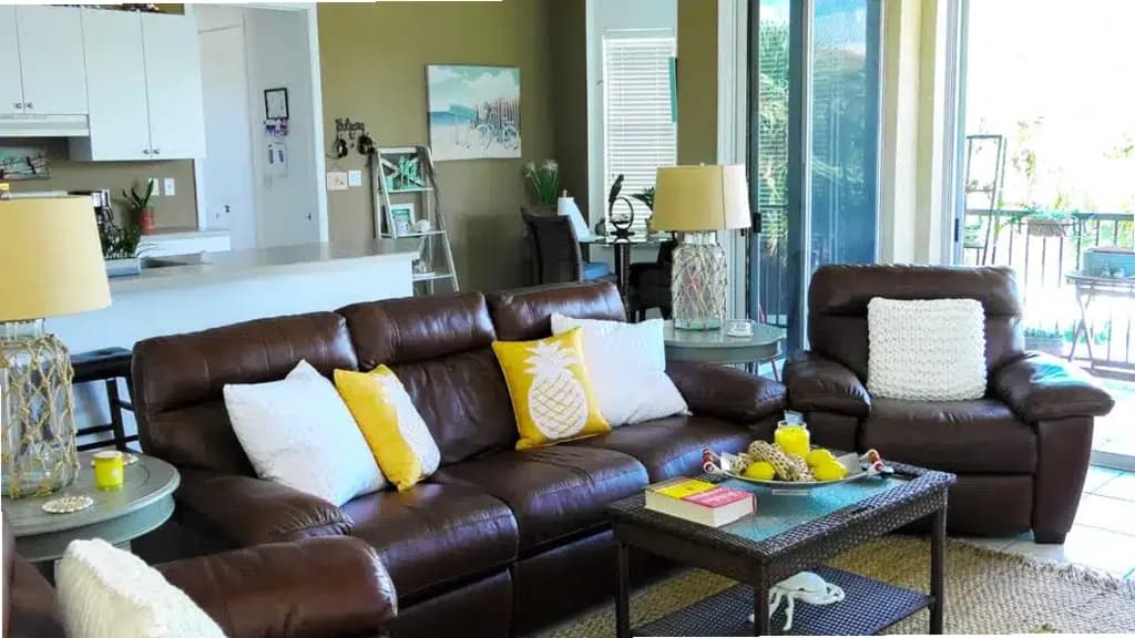 Transformations by the Gulf — photo thumbnail 2