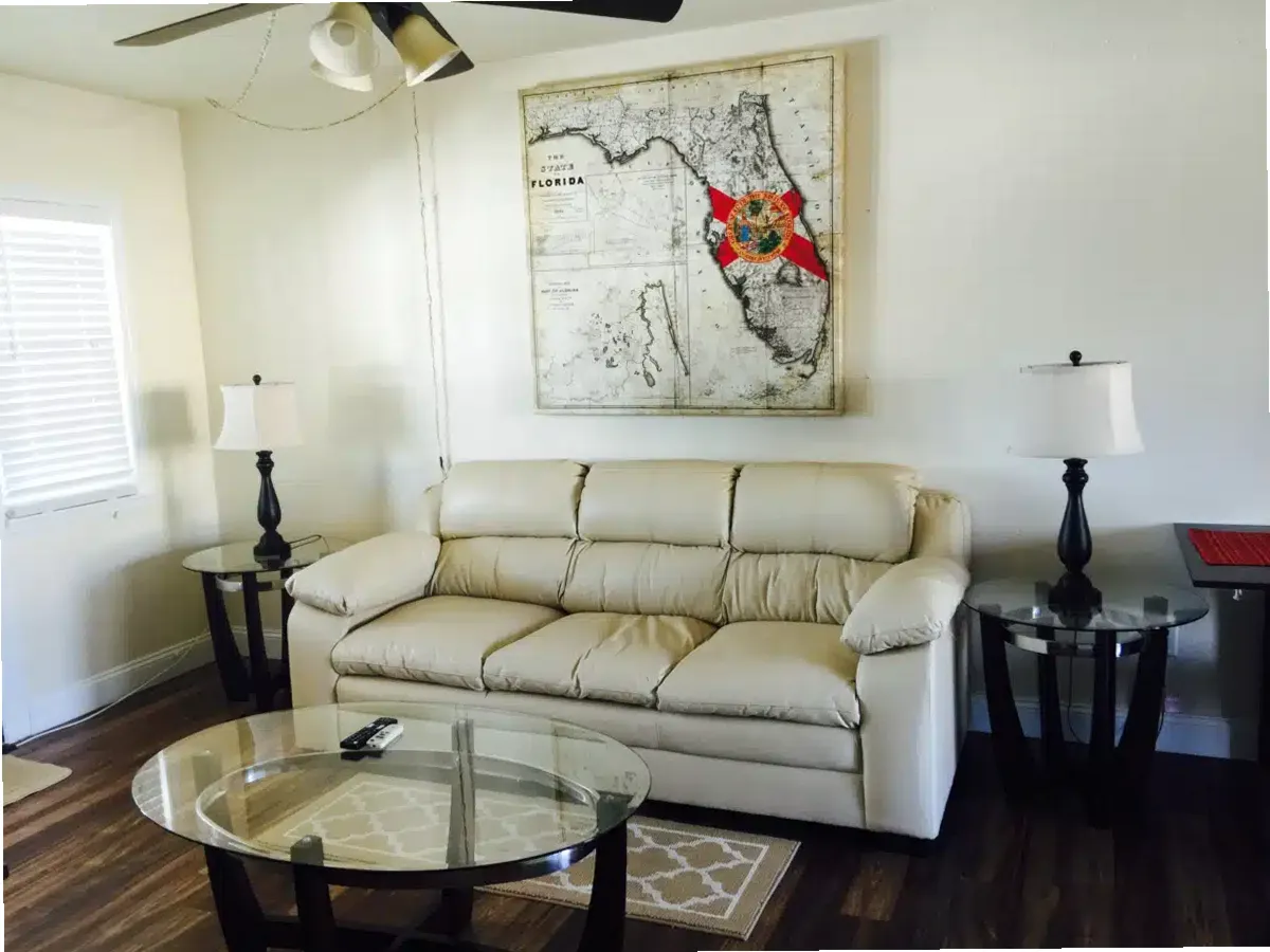 Transformations by the Gulf — photo thumbnail 5