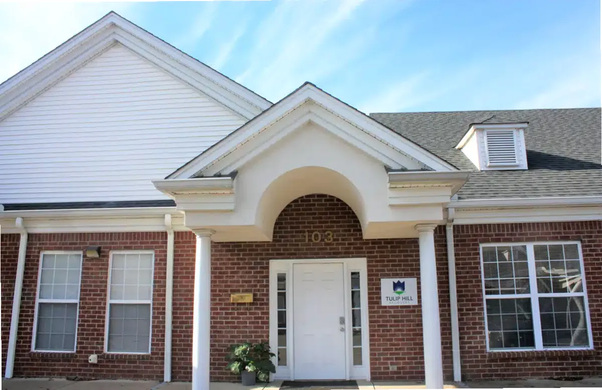 Tulip Hill Recovery — photo thumbnail 3