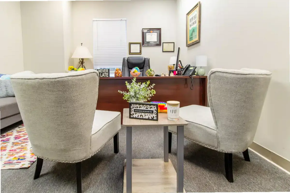 Tulip Hill Recovery — photo thumbnail 5