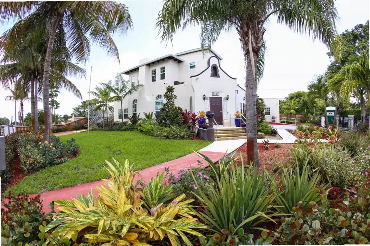 Palm Beach Recovery Centers — addiction treatment center in West Palm Beach, FL